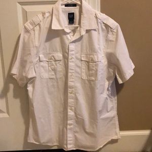Gap button up shirt